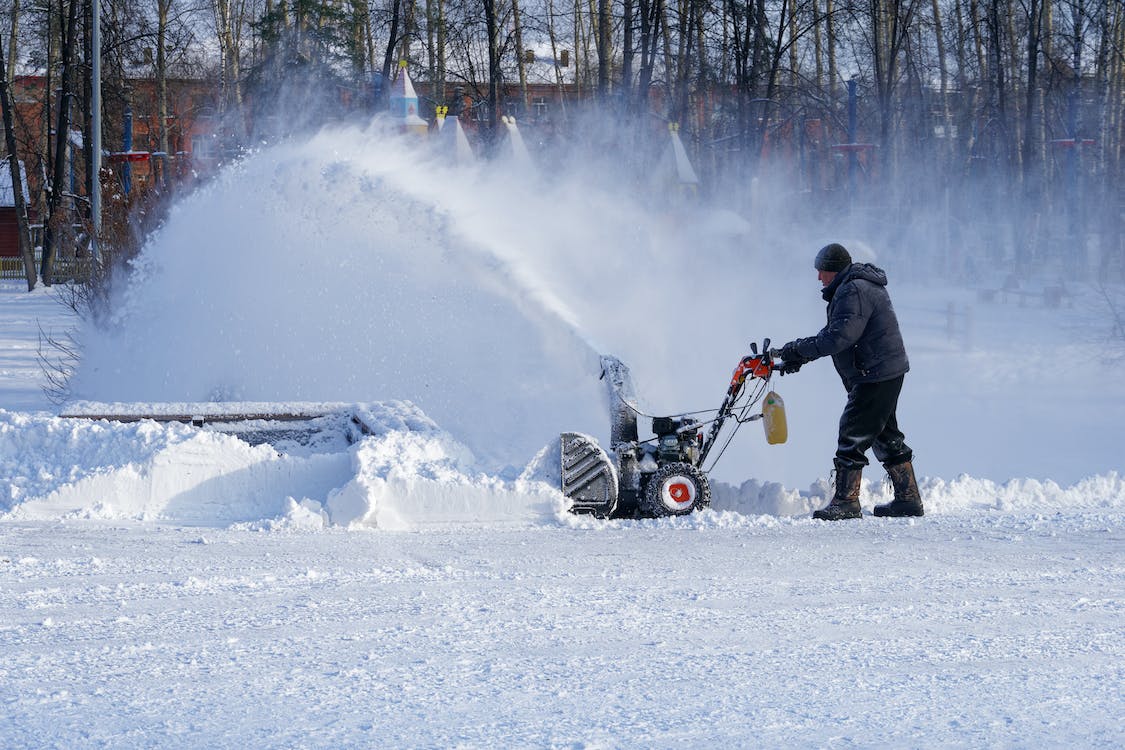 The different types of snow & removal techniques